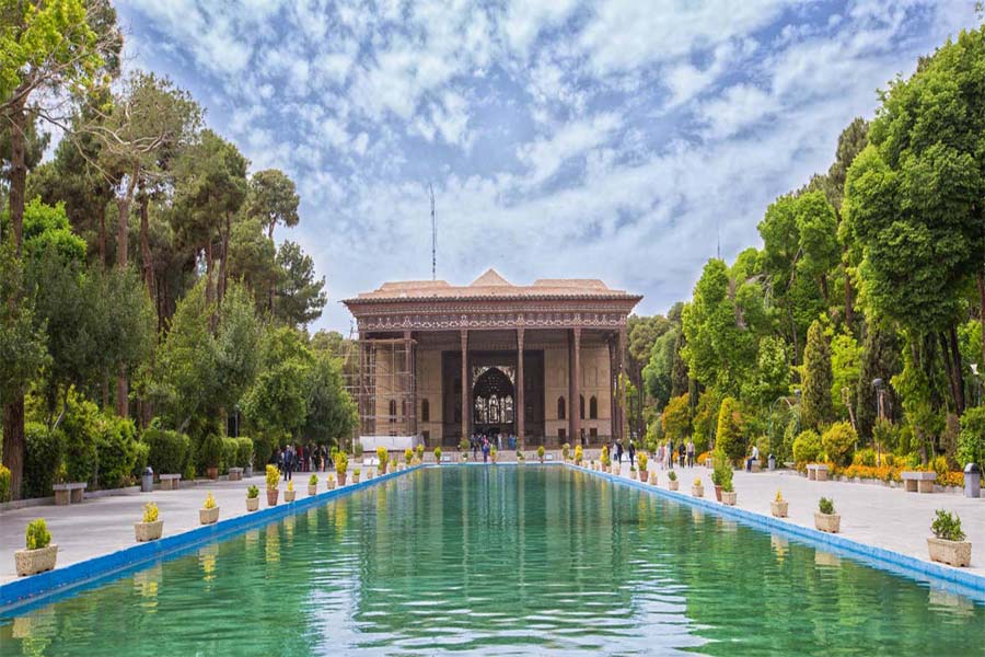 Chehel Setoon Garden ,Isfahan Iran